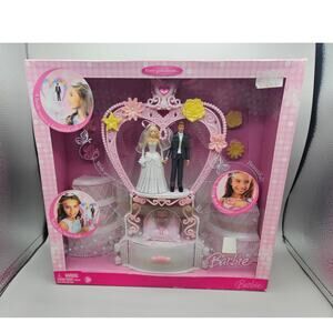 Vintage Mattel Barbie Every Girls Dream Wedding Cake Play Set
